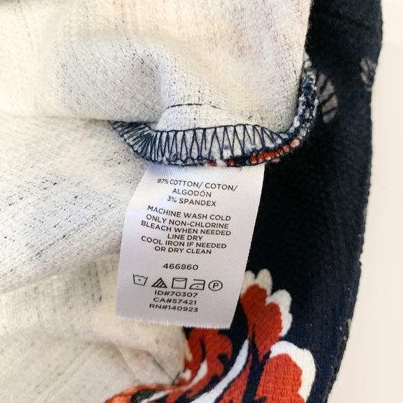 NWT LOFT Pencil Skirt Navy Floral Tweed Cotton Size 0 - Picture 6 of 6